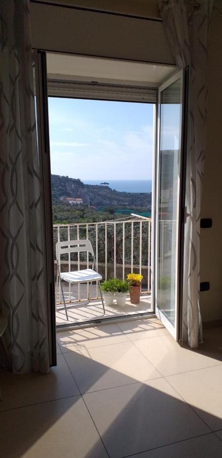 Apartment Regina Giovanna Sorrento Exterior photo